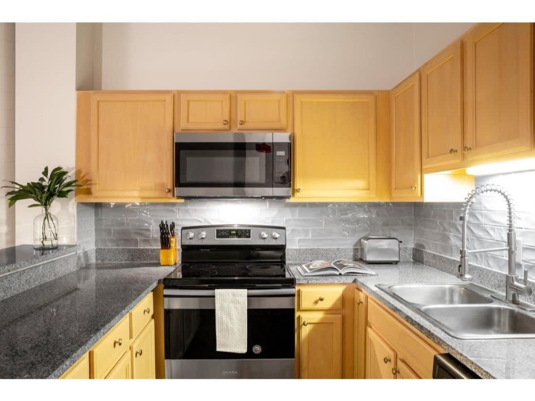 Bold 2Br 2Ba In The Block Apartment By Cozysuites! Indianapolis Zewnętrze zdjęcie